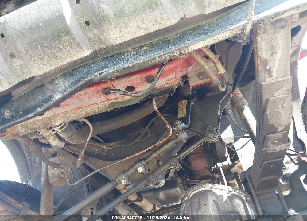 2001 FORD F 350 VIN: 3FTSW31F81MA60148