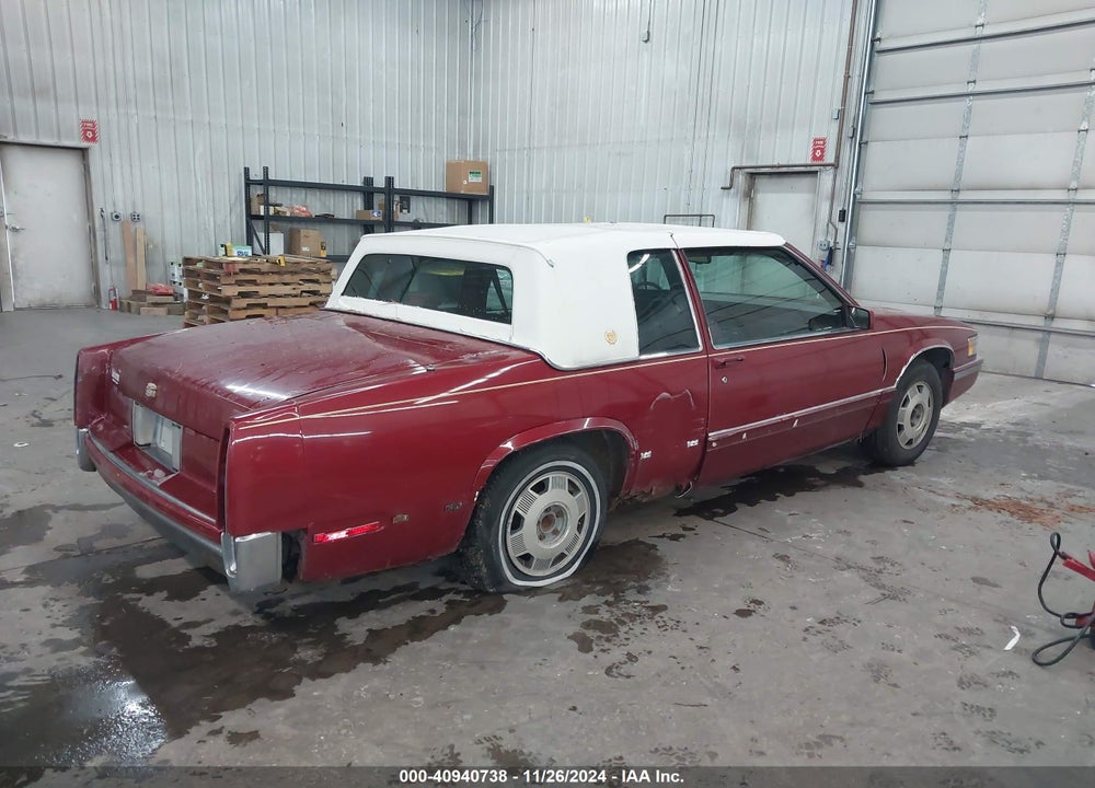 1992 CADILLAC DEVILLE VIN: 1G6CD13B8N4305236