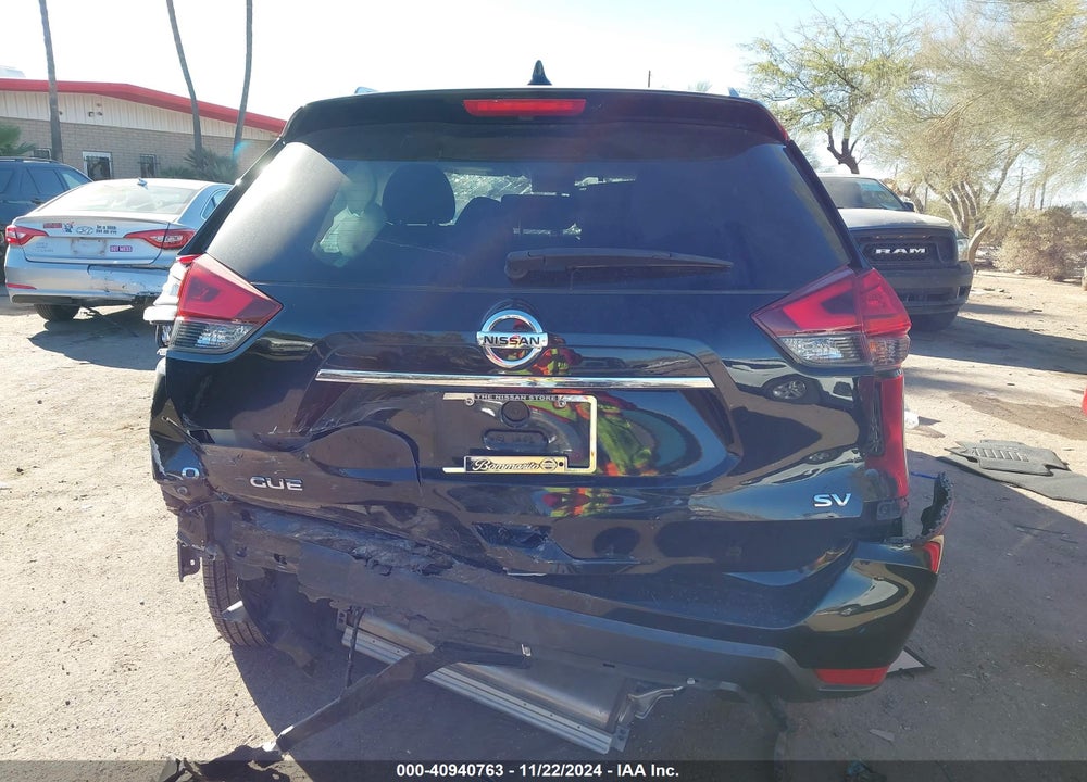 2017 NISSAN ROGUE SV VIN: JN8AT2MT5HW406090