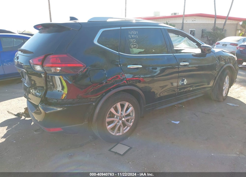 2017 NISSAN ROGUE SV VIN: JN8AT2MT5HW406090