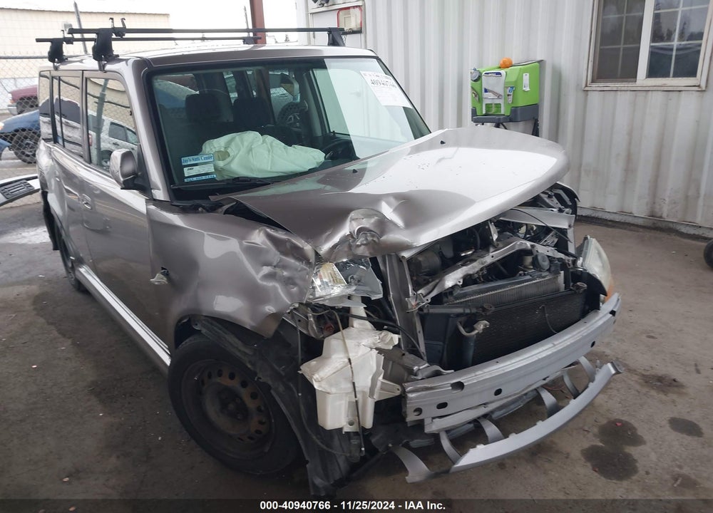 2005 SCION XB VIN: JTLKT324650182719