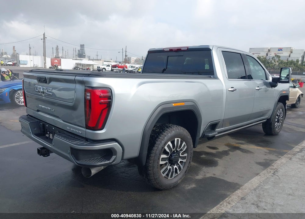 2025 GMC SIERRA 2500HD 4WD  STANDARD BED DENALI ULTIMATE VIN: 1GT4UXEY5SF108949