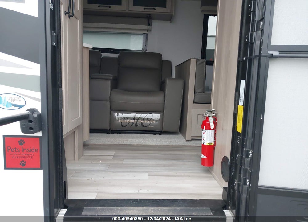 2024 FLAGSTAFF SUPER LITE 26FKBS VIN: 4X4TFLB23RZ190133
