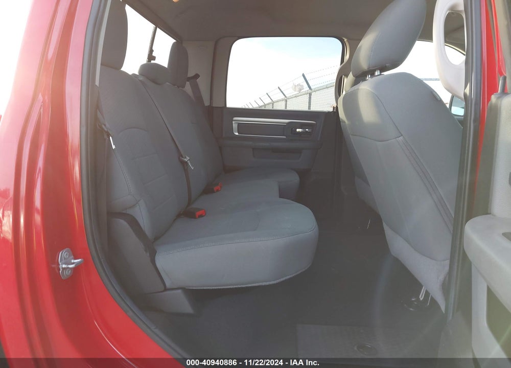 2019 RAM 1500 CLASSIC SLT 4X2 6'4 BOX VIN: 1C6RR6TT1KS657765
