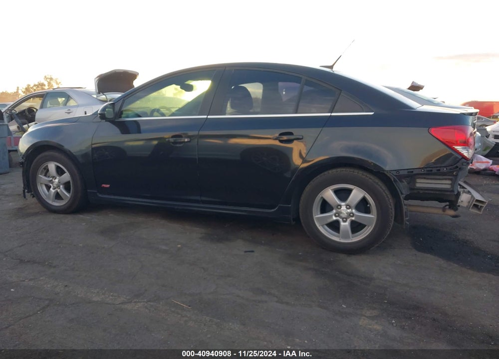 2014 CHEVROLET CRUZE 1LT AUTO VIN: 1G1PC5SB7E7102579