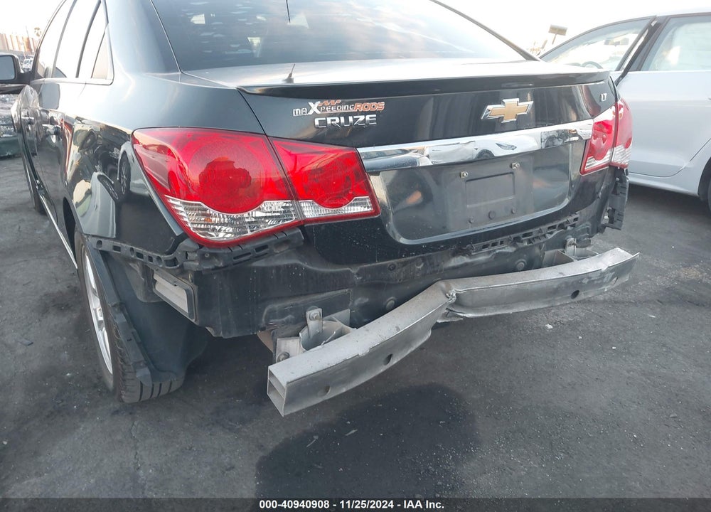 2014 CHEVROLET CRUZE 1LT AUTO VIN: 1G1PC5SB7E7102579