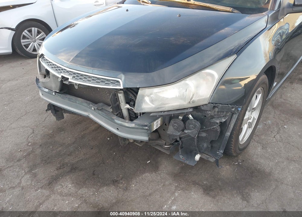 2014 CHEVROLET CRUZE 1LT AUTO VIN: 1G1PC5SB7E7102579