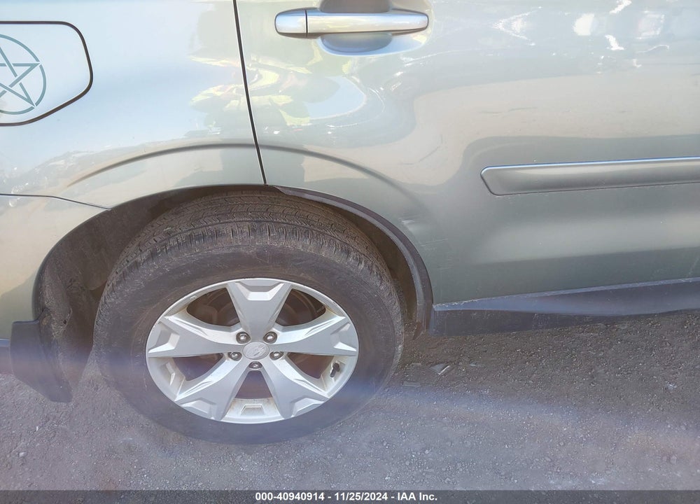 2016 SUBARU FORESTER 2.5I PREMIUM VIN: JF2SJADC1GH463004