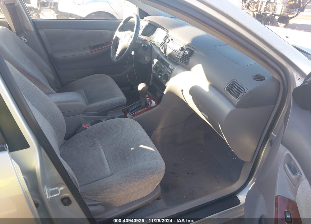 2003 TOYOTA COROLLA LE VIN: JTDBR32E832014780