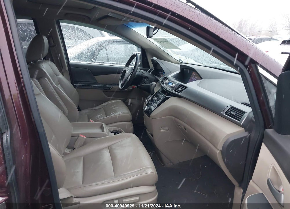2011 HONDA ODYSSEY EX-L VIN: 5FNRL5H60BB042905