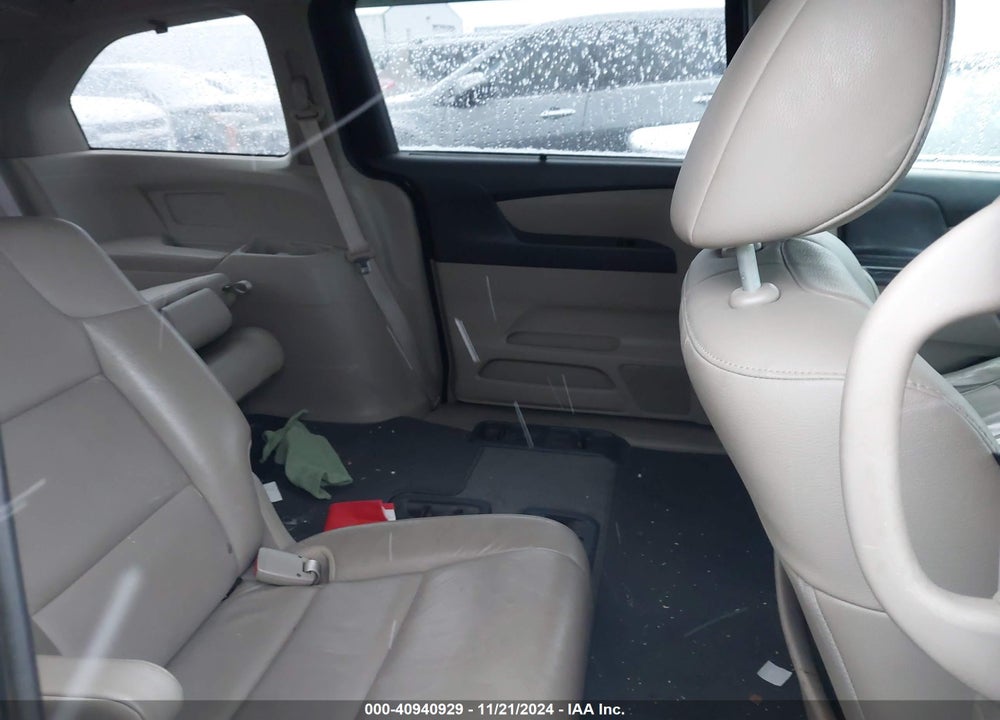 2011 HONDA ODYSSEY EX-L VIN: 5FNRL5H60BB042905