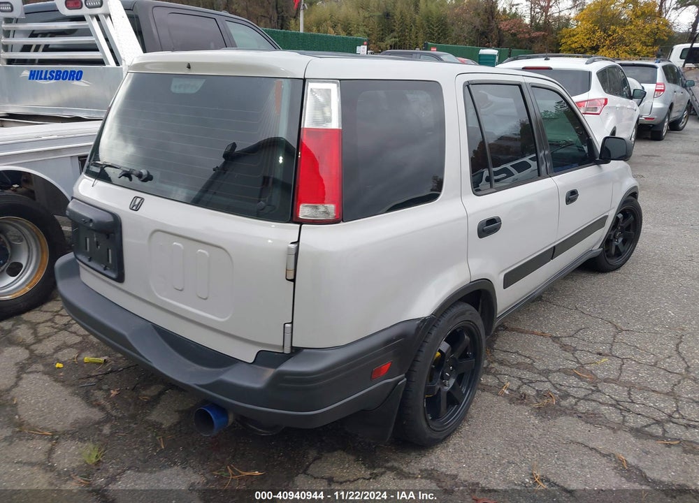 2000 HONDA CR-V LX VIN: JHLRD2846YC012682
