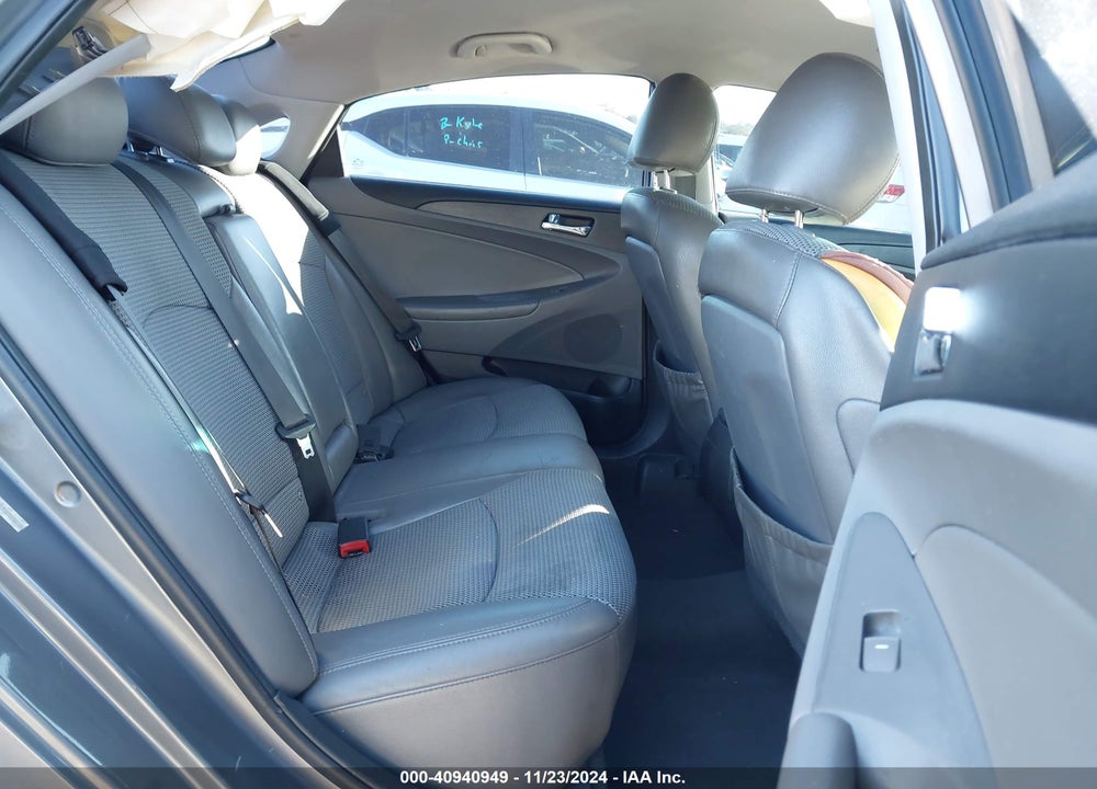 2011 HYUNDAI SONATA SE VIN: 5NPEC4AC1BH039313