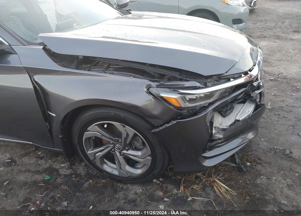 2018 HONDA ACCORD VIN: 1HGCV1F55JA040496