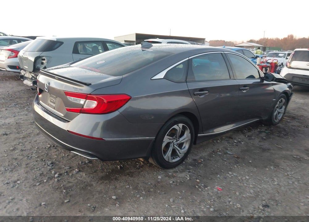 2018 HONDA ACCORD VIN: 1HGCV1F55JA040496