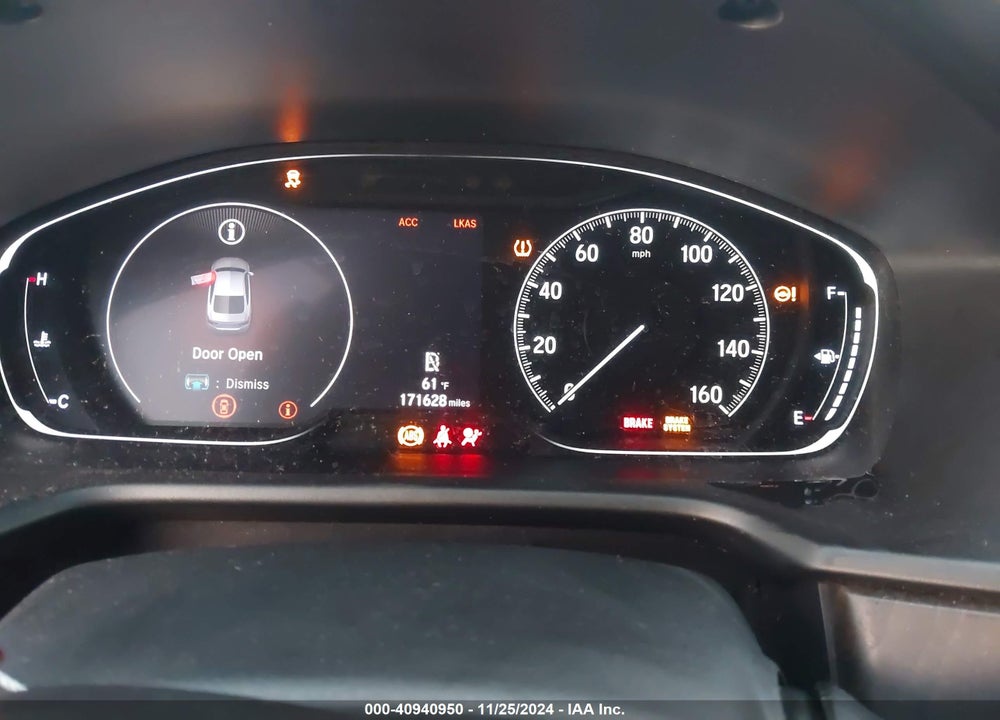 2018 HONDA ACCORD VIN: 1HGCV1F55JA040496