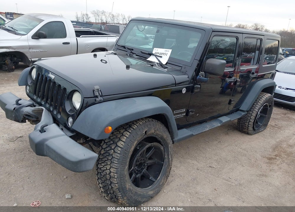 2014 JEEP WRANGLER UNLIMITED SPORT VIN: 1C4HJWDG2EL176922