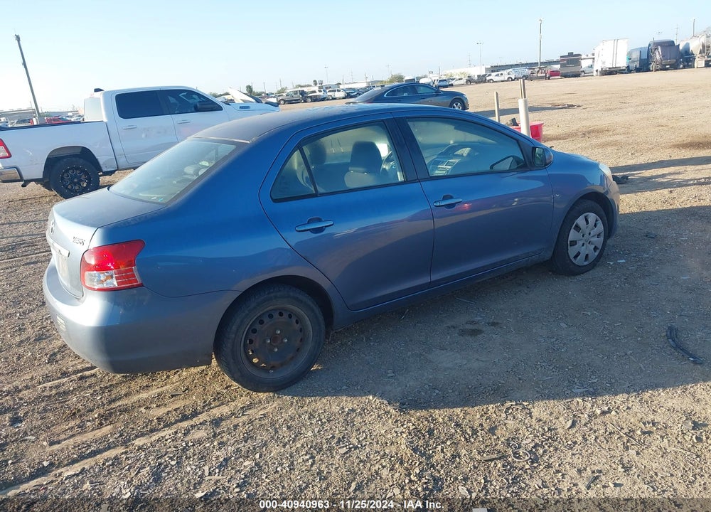 2009 TOYOTA YARIS VIN: JTDBT903391332827