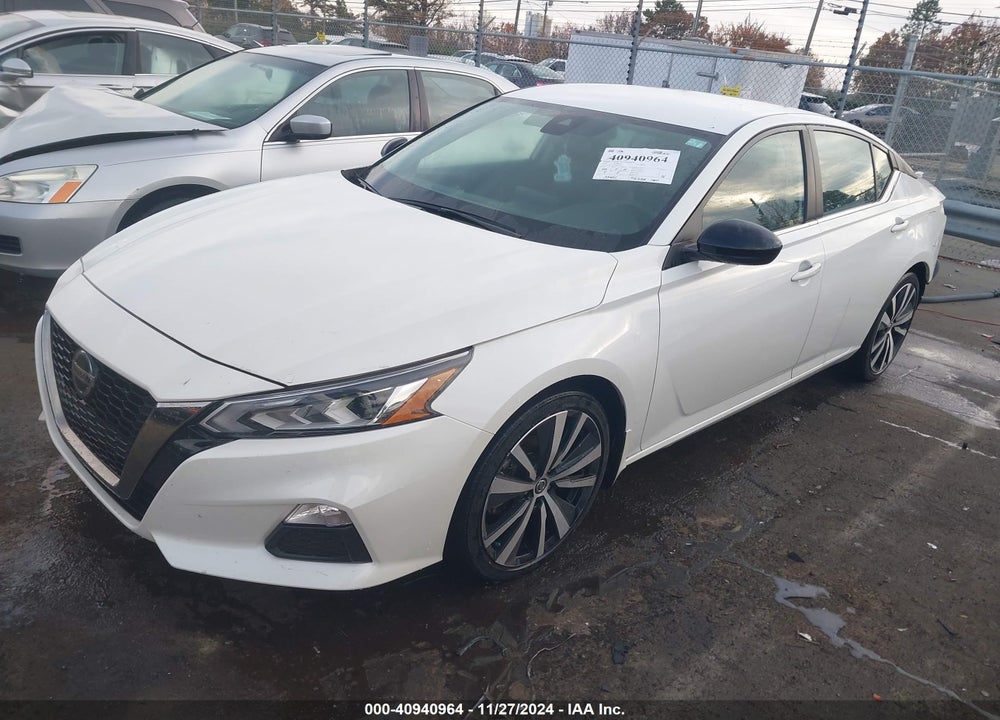 2022 NISSAN ALTIMA SR FWD VIN: 1N4BL4CV5NN360105