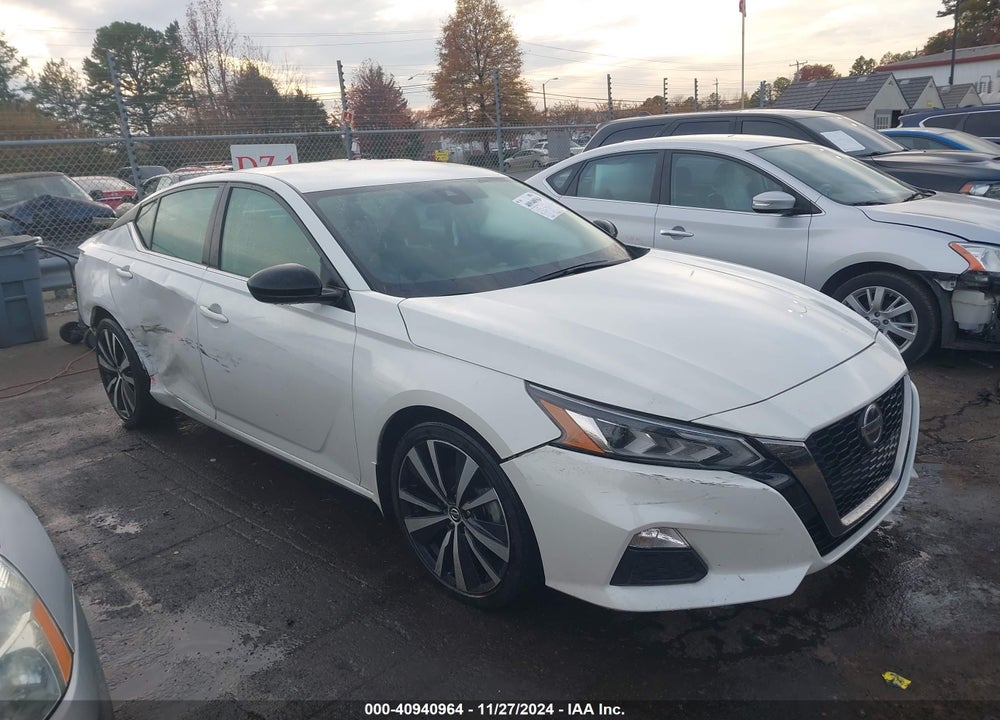 2022 NISSAN ALTIMA SR FWD VIN: 1N4BL4CV5NN360105