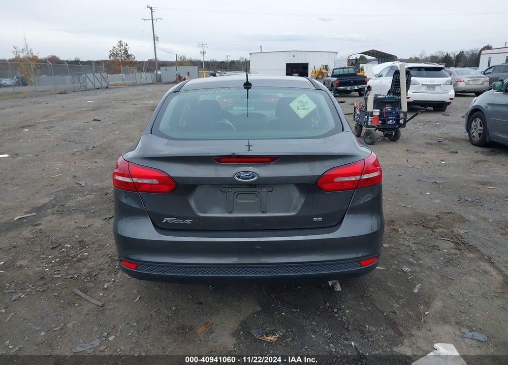 2017 FORD FOCUS SE VIN: 1FADP3F24HL341117
