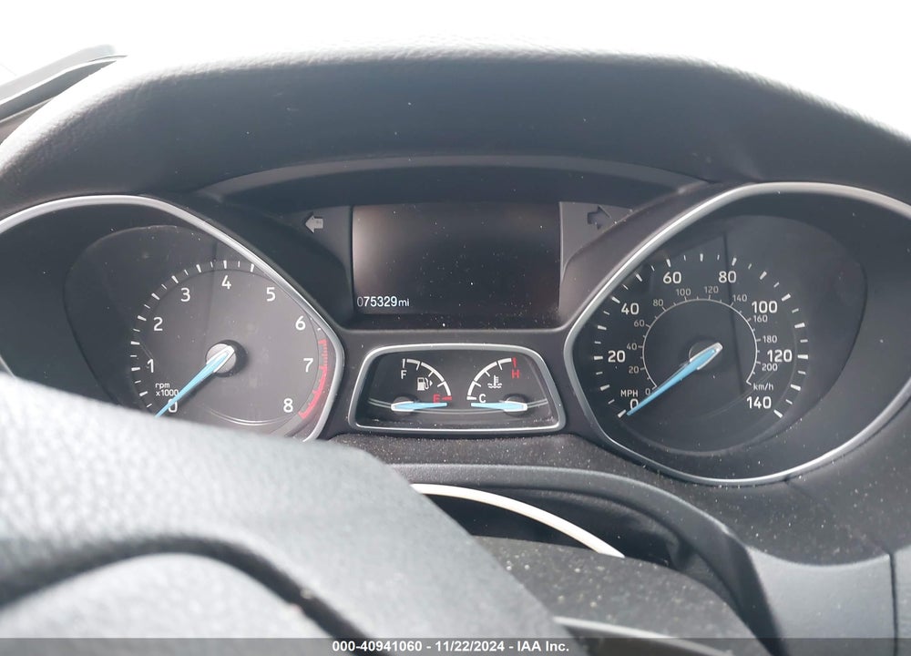 2017 FORD FOCUS SE VIN: 1FADP3F24HL341117