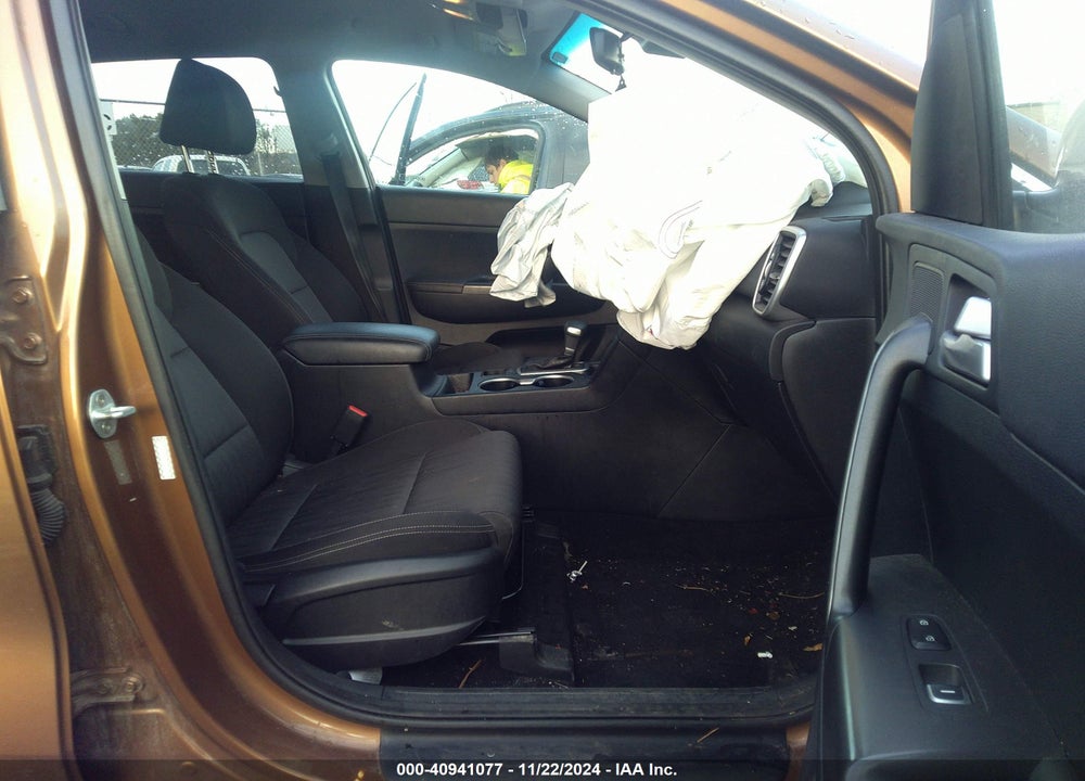 2021 KIA SPORTAGE LX VIN: KNDPMCAC5M7897567