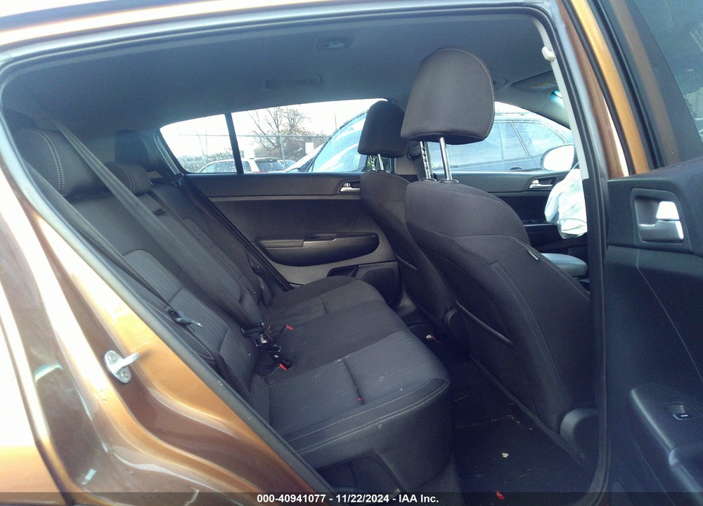 2021 KIA SPORTAGE LX VIN: KNDPMCAC5M7897567