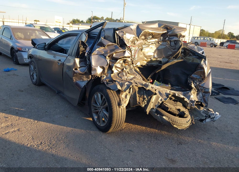 2015 TOYOTA CAMRY SE VIN: 4T1BF1FK0FU984320