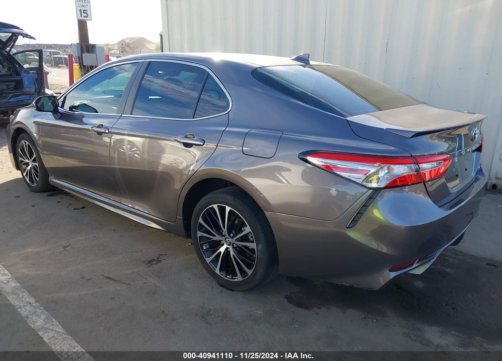 2020 TOYOTA CAMRY SE VIN: 4T1G11AK3LU900739