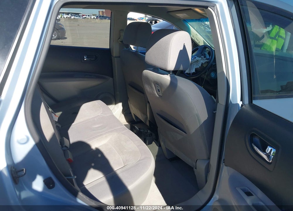 2013 NISSAN ROGUE S VIN: JN8AS5MT5DW026536