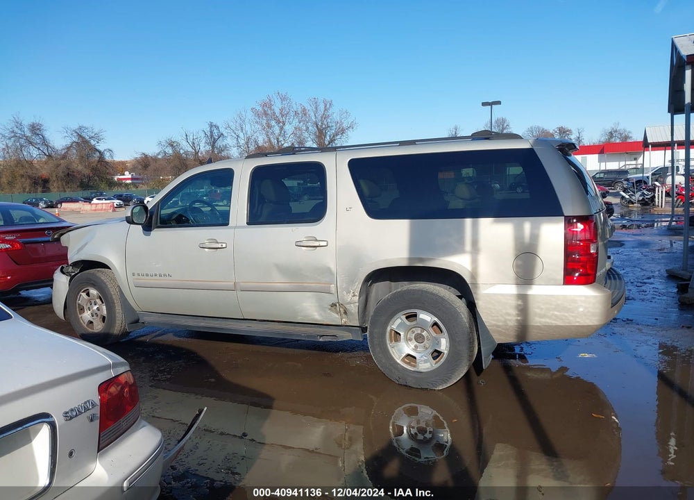 2007 CHEVROLET SUBURBAN 1500 LT VIN: 3GNFK16357G201935