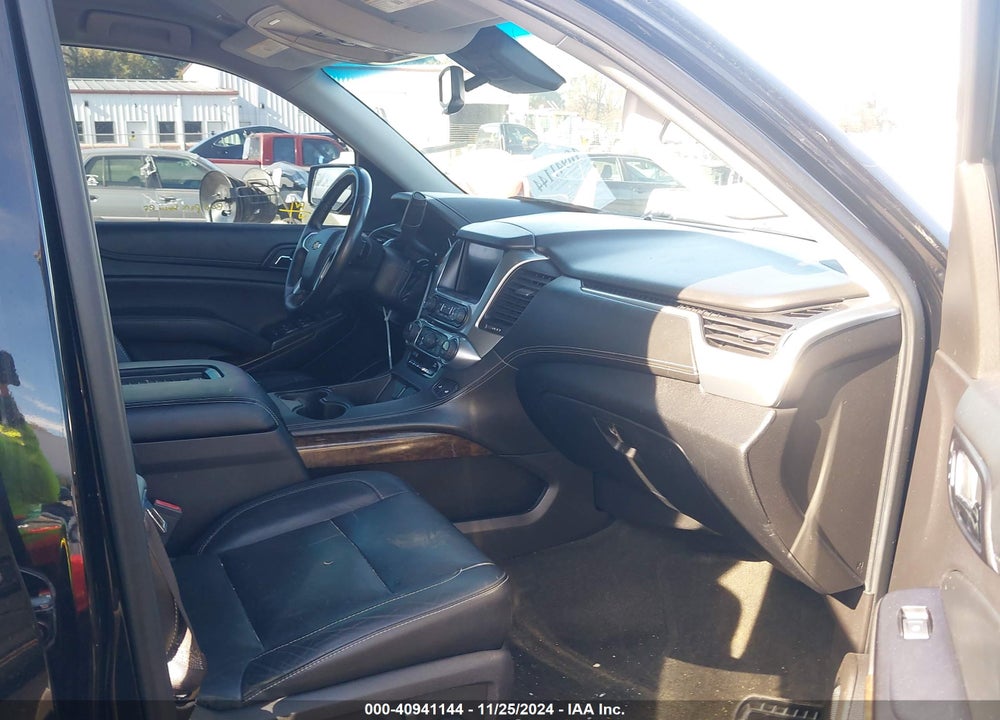 2015 CHEVROLET SUBURBAN 1500 LT VIN: 1GNSCJKC1FR672321