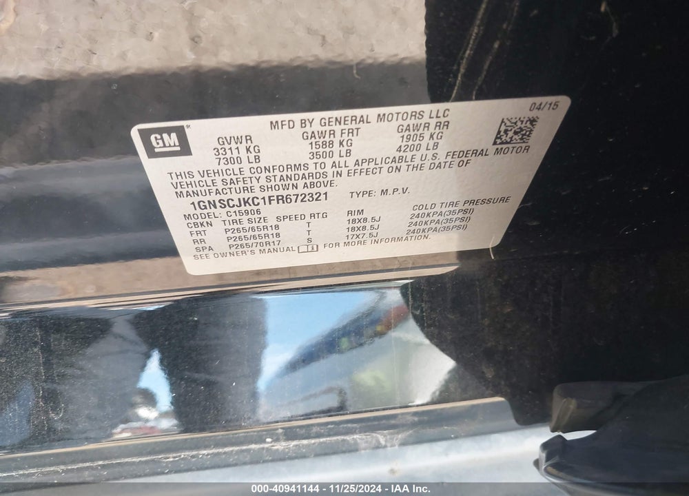 2015 CHEVROLET SUBURBAN 1500 LT VIN: 1GNSCJKC1FR672321