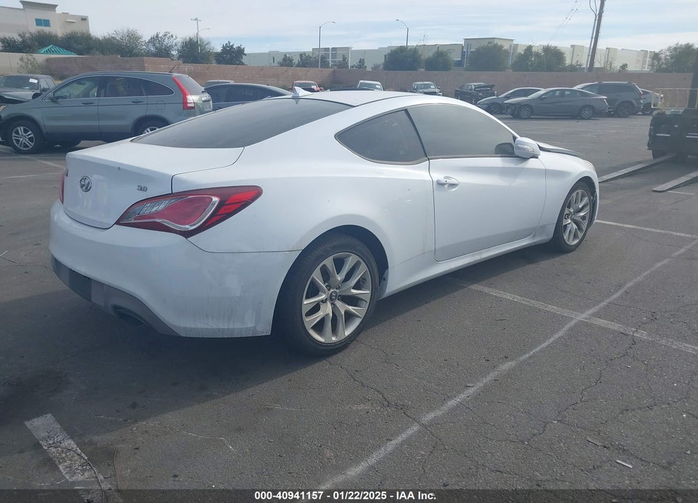 2015 HYUNDAI GENESIS 3.8 BASE VIN: KMHHT6KJ3FU125221