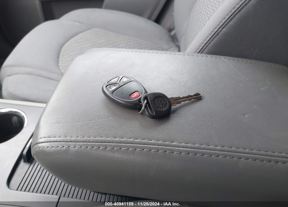 2012 CHEVROLET TRAVERSE LS VIN: 1GNKRFED0CJ298326
