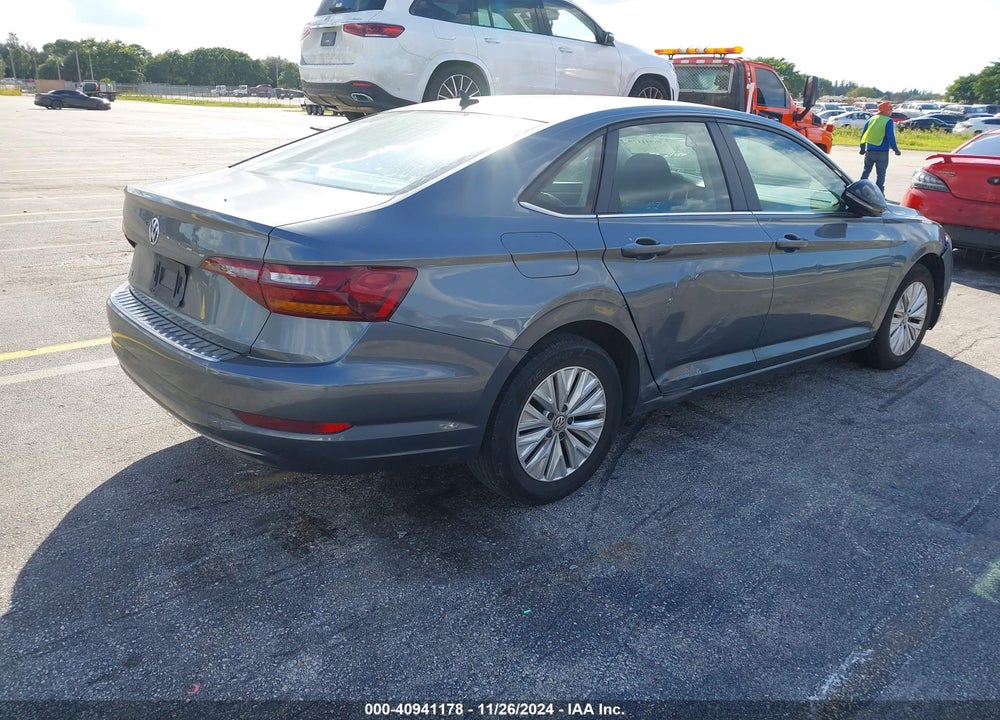 2019 VOLKSWAGEN JETTA 1.4T R-LINE/1.4T S/1.4T SE VIN: 3VWC57BU7KM233510