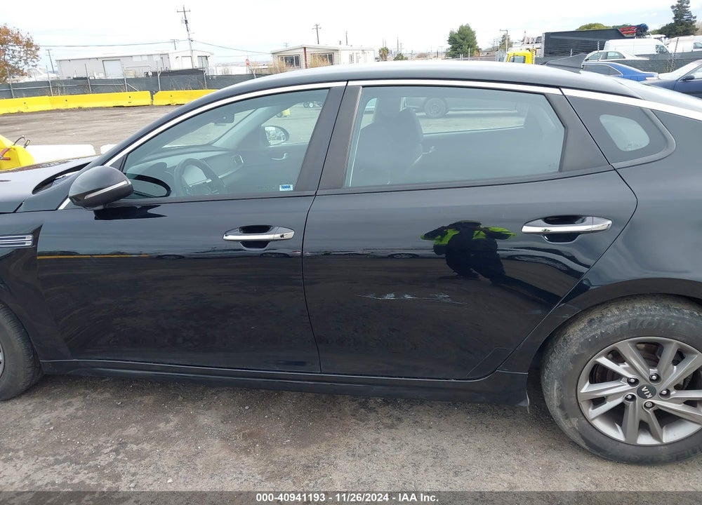 2019 KIA OPTIMA LX VIN: 5XXGT4L3XKG307342