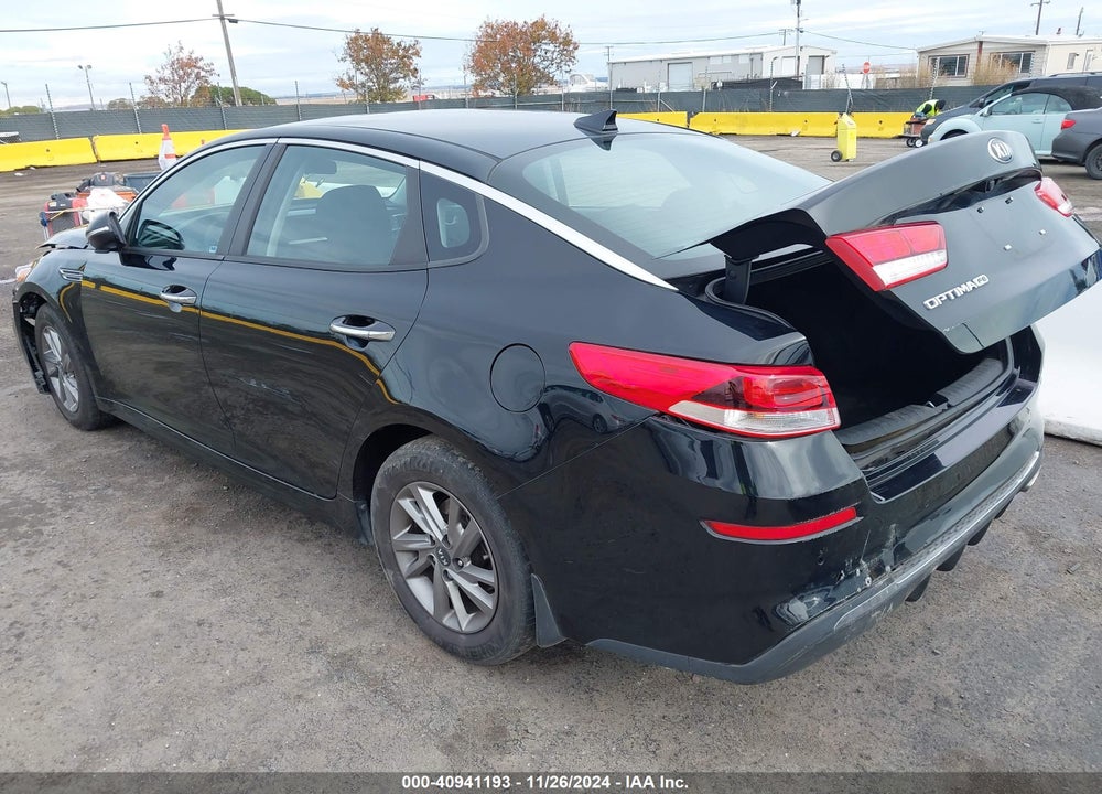 2019 KIA OPTIMA LX VIN: 5XXGT4L3XKG307342