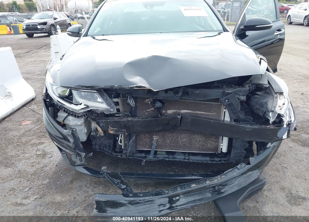 2019 KIA OPTIMA LX VIN: 5XXGT4L3XKG307342