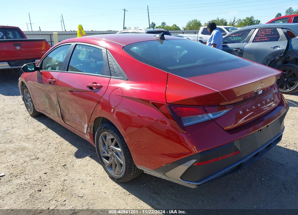 2024 HYUNDAI ELANTRA SEL VIN: KMHLM4DG9RU745136