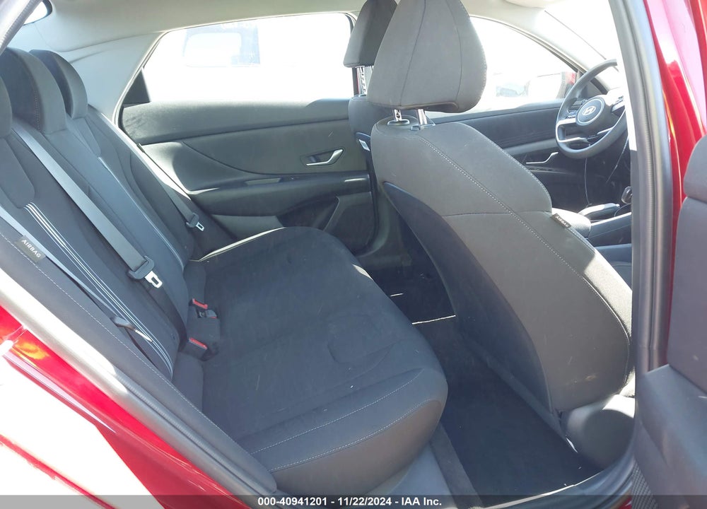 2024 HYUNDAI ELANTRA SEL VIN: KMHLM4DG9RU745136