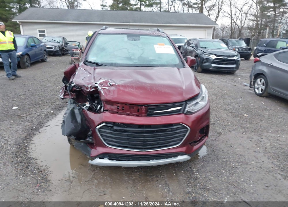 2017 CHEVROLET TRAX LT VIN: 3GNCJPSB6HL234392