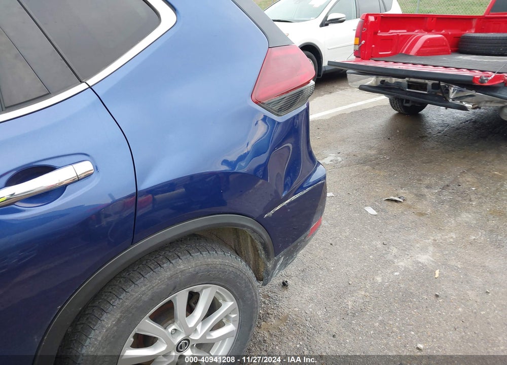 2018 NISSAN ROGUE SV VIN: 5N1AT2MVXJC799245