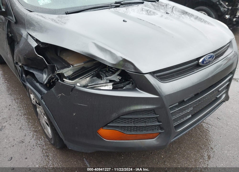 2015 FORD ESCAPE S VIN: 1FMCU0F76FUC66271