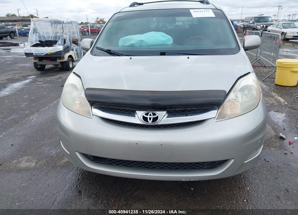 2007 TOYOTA SIENNA XLE LIMITED VIN: 5TDZK22C17S026621