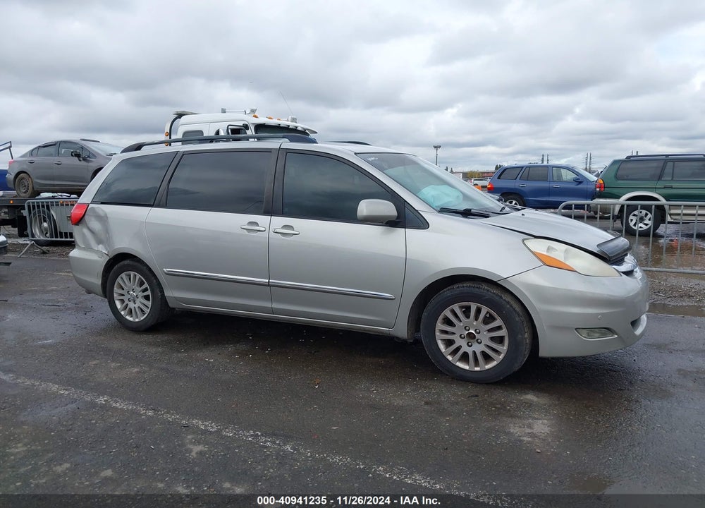 2007 TOYOTA SIENNA XLE LIMITED VIN: 5TDZK22C17S026621