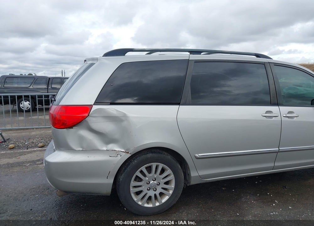 2007 TOYOTA SIENNA XLE LIMITED VIN: 5TDZK22C17S026621