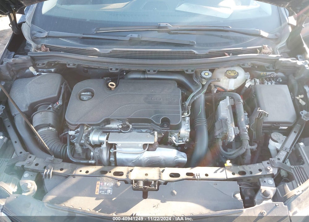 2018 CHEVROLET CRUZE VIN: 1G1BE5SM8J7247422