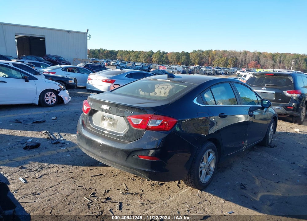2018 CHEVROLET CRUZE VIN: 1G1BE5SM8J7247422